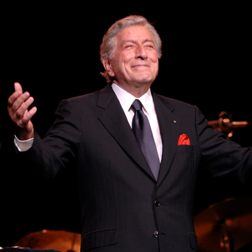 Tony Bennett  Hotel Packages - Wyndham Garden Niagara Falls Fallsview