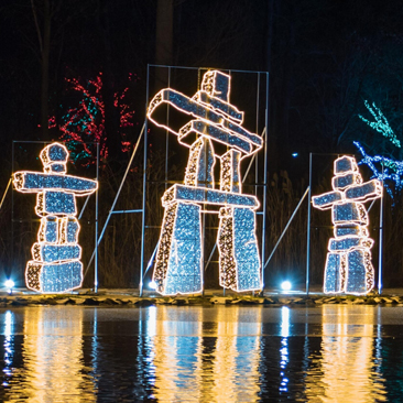 Ontario Power Generation Winter Festival of Lights Hotel Packages - Ramada by Wyndham Niagara Falls Near the Falls
